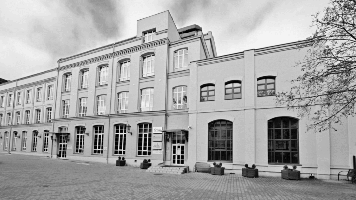 Wyższa Szkoła Biznesu i Nauk o Zdrowiu w Łodzi